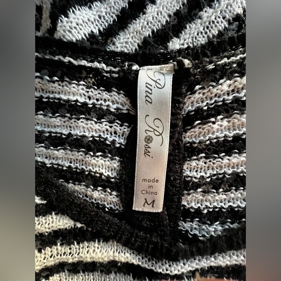 Excellent Condition-Pina Rossi Open Knit Button Back Stripe Sweater - Size M - Picture 6 of 6